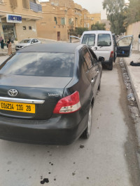 voitures-toyota-yaris-2010-bou-saada-msila-algerie