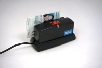 LECTEUR DE PUCE BANDE MRZ CR100