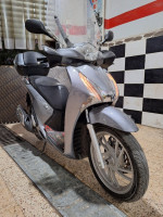 motos-et-scooters-honda-sh-2013-setif-algerie