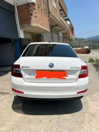 سيارات-skoda-octavia-2014-فريحة-تيزي-وزو-الجزائر