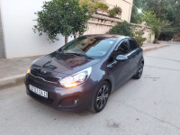 voitures-kia-rio-5-portes-2014-style-tlemcen-algerie