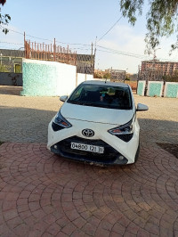 voitures-toyota-aygo-2021-oran-algerie