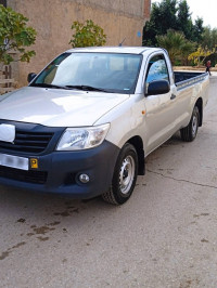 voitures-toyota-hilux-2014-mascara-algerie