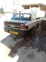 berline-mazda-323-1991-djelfa-algerie