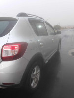 voitures-dacia-sandero-2015-stepway-ain-bessem-bouira-algerie