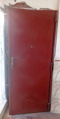 باب حديد