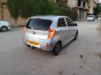 voitures-kia-picanto-2014-brazilia-zeralda-alger-algerie