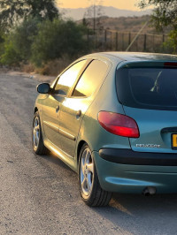 voitures-peugeot-206-2003-alger-centre-algerie