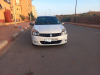 voitures-renault-clio-campus-2012-bye-remchi-tlemcen-algerie