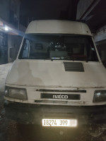 automobiles-iveco-fourgon-1999-blida-algerie