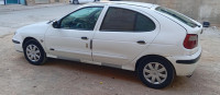 voitures-renault-megane-1-2000-ouled-sellam-batna-algerie