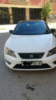 moyenne-berline-seat-leon-2015-linea-r-baraki-alger-algerie