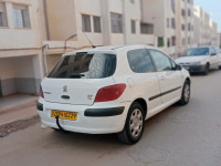 voitures-peugeot-307-2002-xt-mascara-algerie