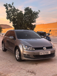 voitures-volkswagen-golf-7-2015-trendline-laghouat-algerie