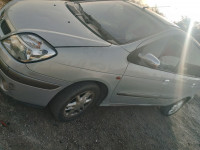 voitures-renault-scenic-2001-khemis-el-khechna-boumerdes-algerie