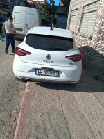 voitures-renault-clio-5-2023-rs-line-taher-jijel-algerie