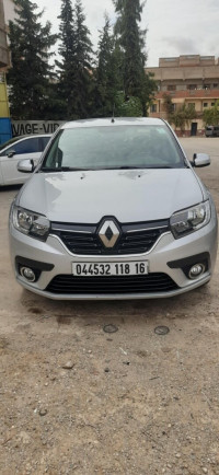 voitures-renault-symbol-2018-cherchell-tipaza-algerie