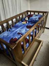 أسرة-lit-pour-enfant-fait-sur-mesure-avec-matelas-باب-الزوار-الجزائر