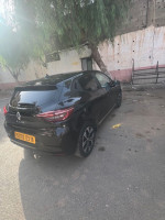 voitures-renault-clio-5-2023-hussein-dey-alger-algerie