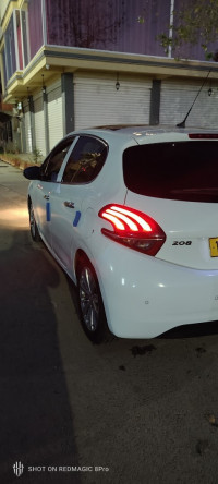 voitures-peugeot-208-2019-allure-facelift-baraki-alger-algerie