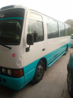 bus-كواستر-toyota-2013-draa-el-kaid-bejaia-algerie