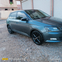 voitures-skoda-fabia-2017-style-avec-toit-panoramique-bouinan-blida-algerie