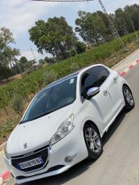 السيارات-النفعية-peugeot-208-2015-allure-بومرداس-الجزائر