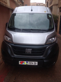 voitures-fiat-ducato-2024-l2h2-deux-panneaux-gue-de-constantine-alger-algerie