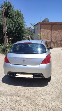 سيارات-peugeot-308-2013-أقبو-بجاية-الجزائر
