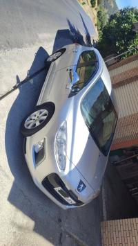 سيارات-peugeot-308-2013-أقبو-بجاية-الجزائر