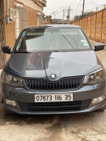 voitures-skoda-fabia-2016-khemis-el-khechna-boumerdes-algerie