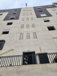 appartement-vente-f5-constantine-el-khroub-algerie