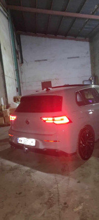 voitures-volkswagen-golf-8-2023-gtd-gdyel-oran-algerie