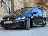 voitures-volkswagen-golf-7-2017-tiaret-algerie