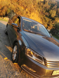 voitures-volkswagen-passat-2012-amizour-bejaia-algerie