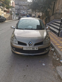 voitures-renault-clio-3-2008-setif-algerie