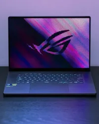 ASUS ROG ZEPHYRUS G16/ULTRA 9 -185H/32 GB DDR5/1TB ssd/NVIDIA RTX 4080 12GB/16 OLED 2.5K 240HZ