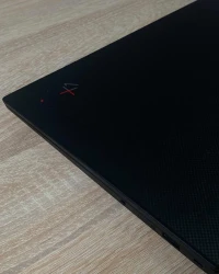 THINKPAD X1 CARBONE GEN 10/ INTEL i5-1235U EVO/disk  512 gb ssd nvme/ecran 14 2K /iris xe graphique