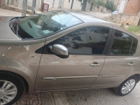 voitures-renault-clio-3-2012-night-and-day-guelma-algerie