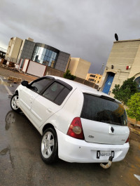 voitures-renault-clio-campus-2013-bye-ain-fekan-mascara-algerie