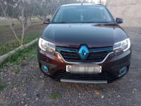 voitures-renault-symbol-2017-el-azizia-medea-algerie