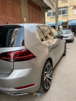 voitures-volkswagen-golf-7-2019-drive-dar-el-beida-alger-algerie