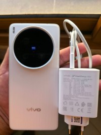 هواتف-ذكية-vivo-x200-ultra-باب-الزوار-الجزائر