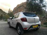 voitures-dacia-sandero-2017-stepway-grarem-gouga-mila-algerie