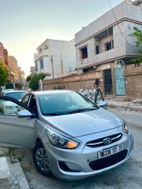 سيارات-hyundai-accent-rb-4-portes-2017-قسنطينة-الجزائر