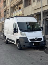 عربة-نقل-peugeot-boxeur-2013-القليعة-تيبازة-الجزائر
