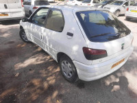 voitures-peugeot-306-2000-constantine-algerie