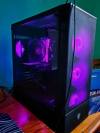 PC Gamer Unite+Ecran I514th/32gb RAM sans GPU