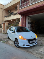 voitures-peugeot-208-2014-beni-saf-ain-temouchent-algerie