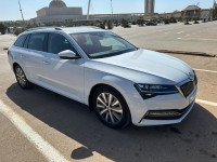 voitures-skoda-superb-2021-combi-sportline-iv-dar-el-beida-alger-algerie